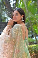 Ayesha Khan Photos